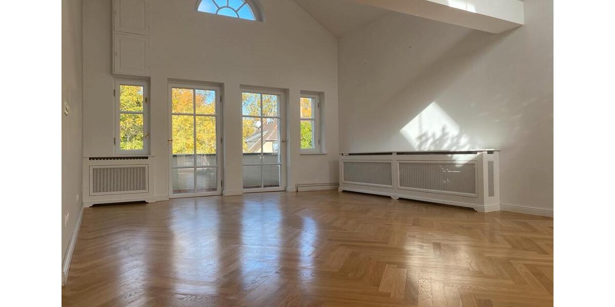 Dachgeschoßwohnung Kleinmachnow - 4 Zimmer, 131 m&sup2;, 749.000&euro; | Angebot:26515680