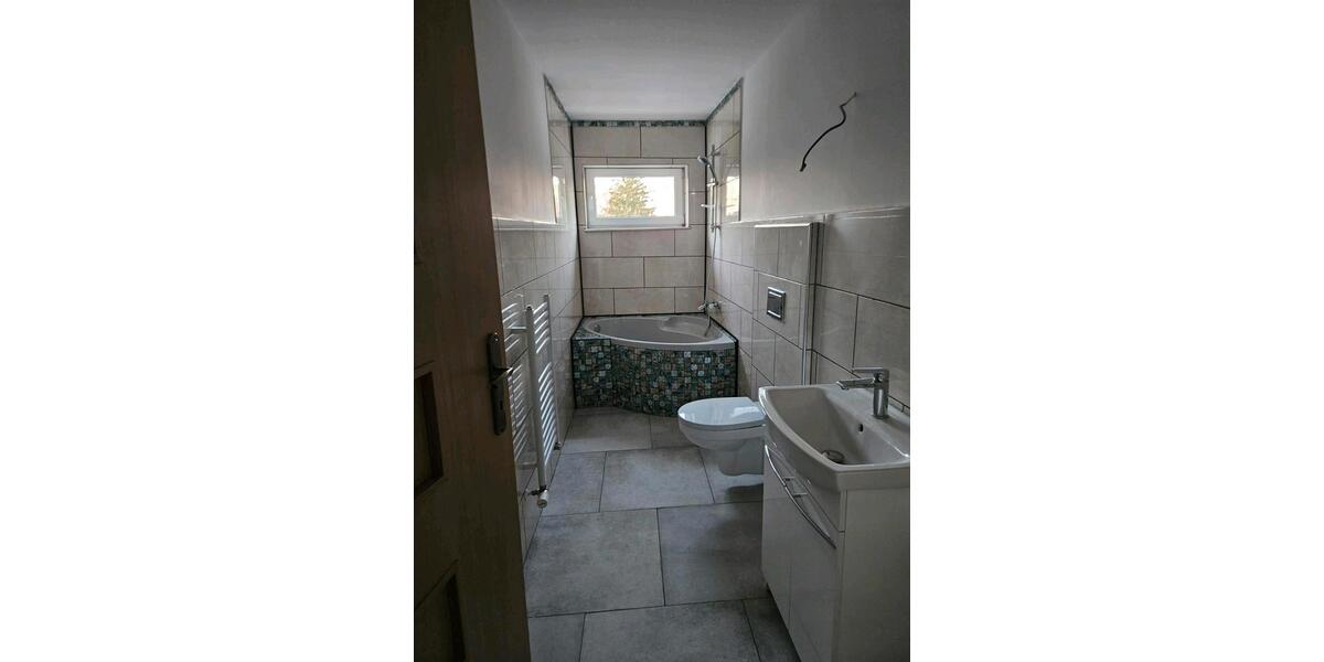 Etagenwohnung Berlin Treptow-Köpenick - 4 Zimmer, 96 m&sup2;, 1.400&euro; | Angebot:24868190