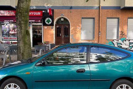 Mazda 323 106.000 km 890 &euro; Berlin 13347