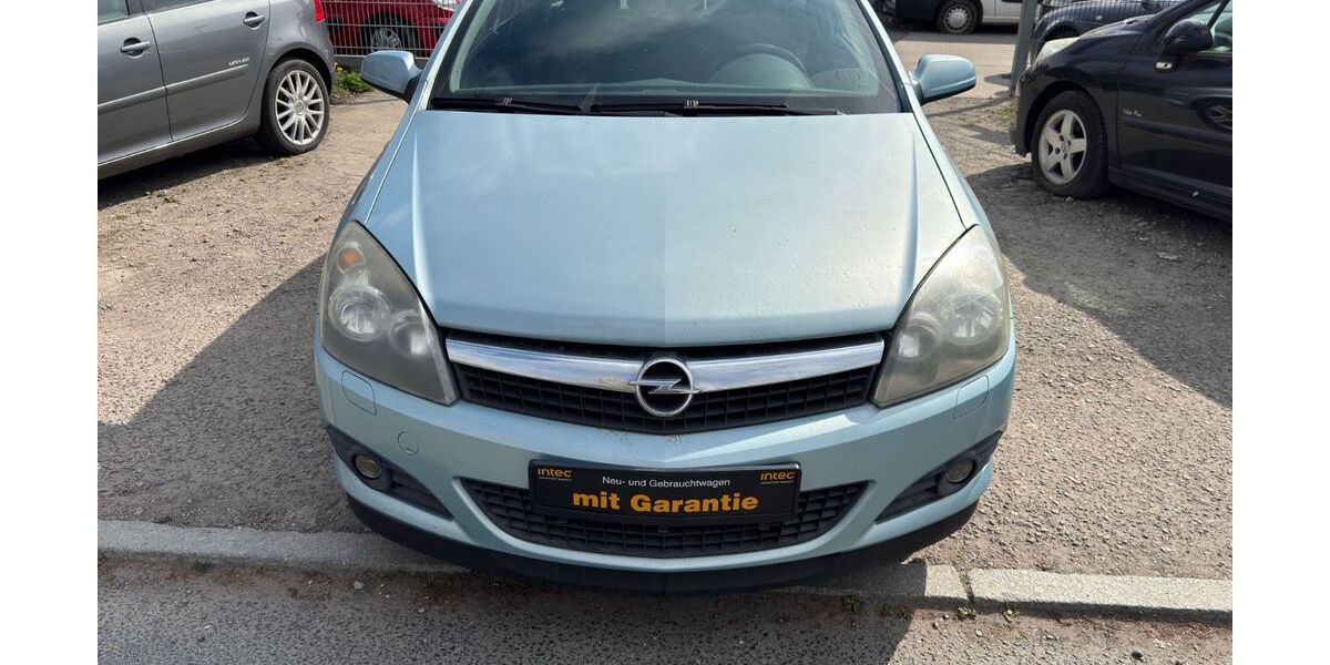 Opel Astra 148.000 km 2.999 &euro; Berlin 12309