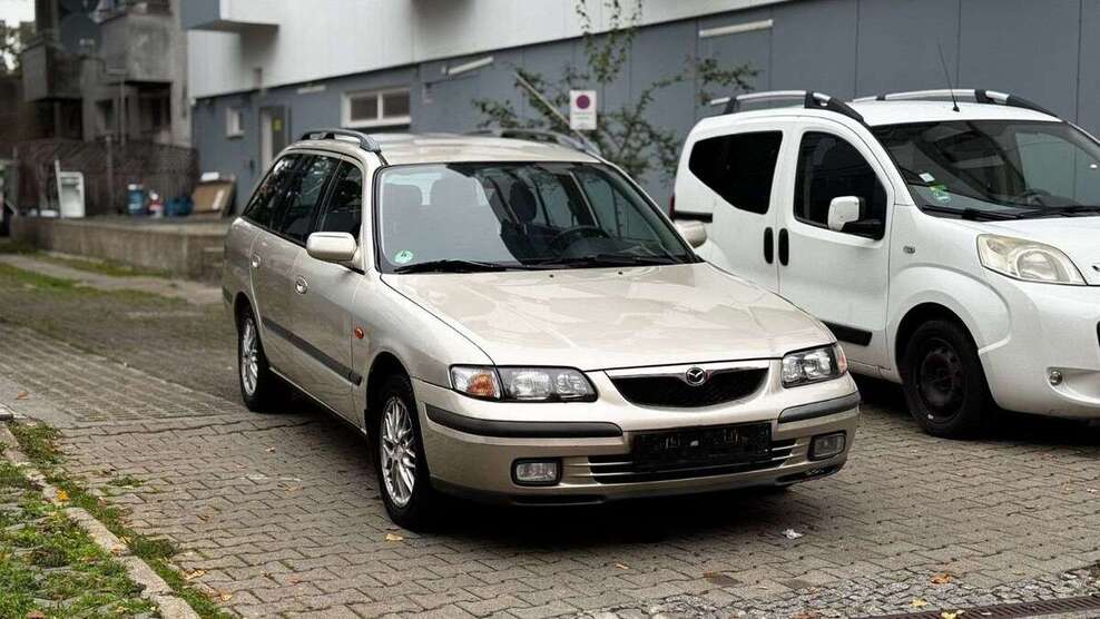 Mazda 626 161.100 km 2.290 € Berlin 12105