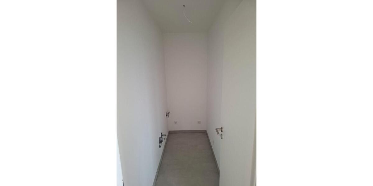 Etagenwohnung Berlin Treptow-Köpenick - 2 Zimmer, 82 m&sup2;, 1.480&euro; | Angebot:27717957