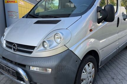 Opel Vivaro 150.000 km 9.999 &euro; Berlin 13055
