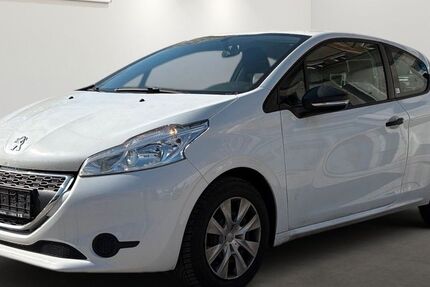 Peugeot 208 67.238 km 2.999 &euro; Berlin 12681
