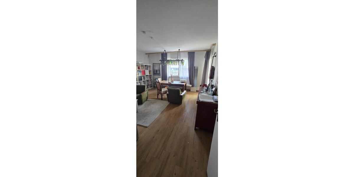 Etagenwohnung Berlin Reinickendorf - 5 Zimmer, 92 m&sup2;, 530&euro; | Angebot:26001274