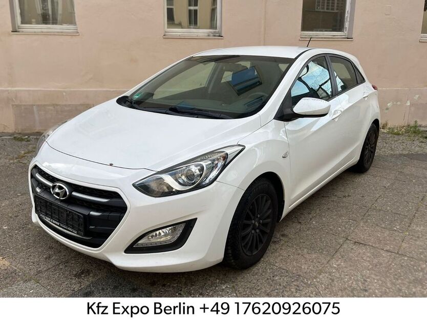 Hyundai i30 260.000 km 4.999 € Berlin 13359