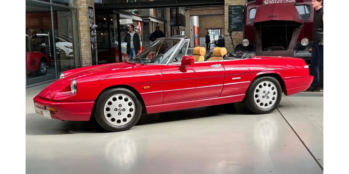 Alfa Romeo Spider 139.458 km 19.900 &euro; Berlin 10553