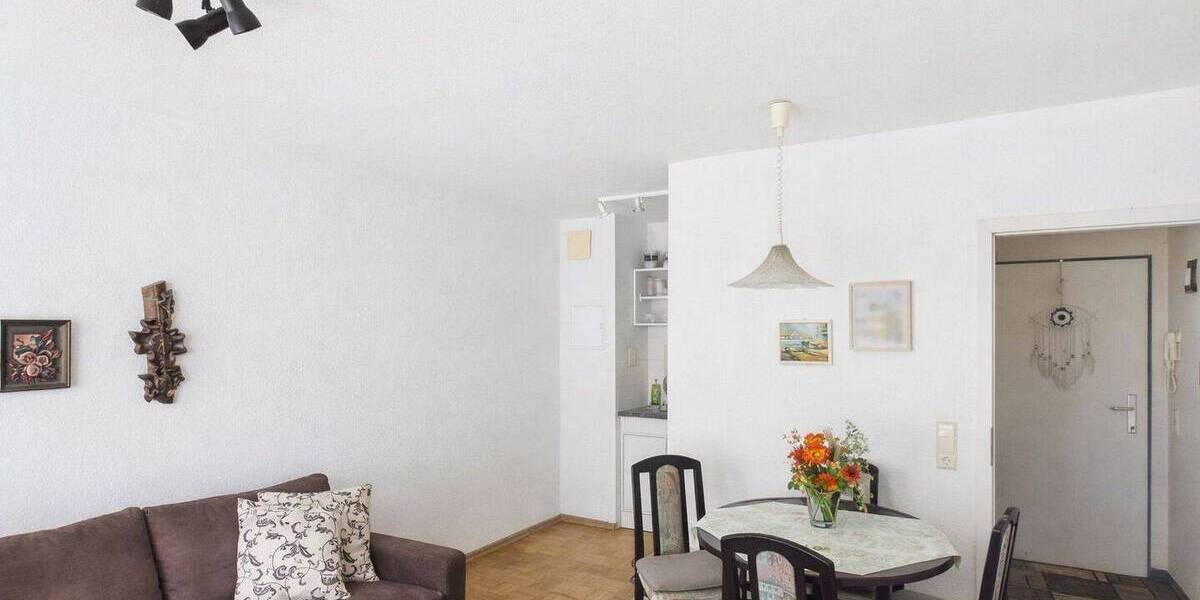 Etagenwohnung Berlin Lichtenberg - 2 Zimmer, 46 m&sup2;, 230.000&euro; | Angebot:25985474