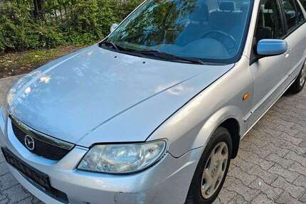 Mazda 323 129.000 km 1.800 &euro; Berlin 13353