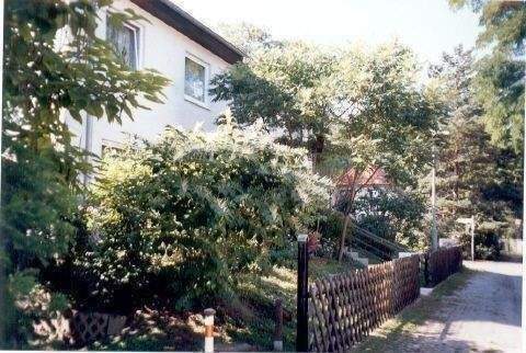 Provisionsfreie 3 Zimmer, Küche, 8 m² Bad, Abstellraum, Terrasse, eingezäunter Garten, Keller, Waschkeller, separate Tiefgarage !