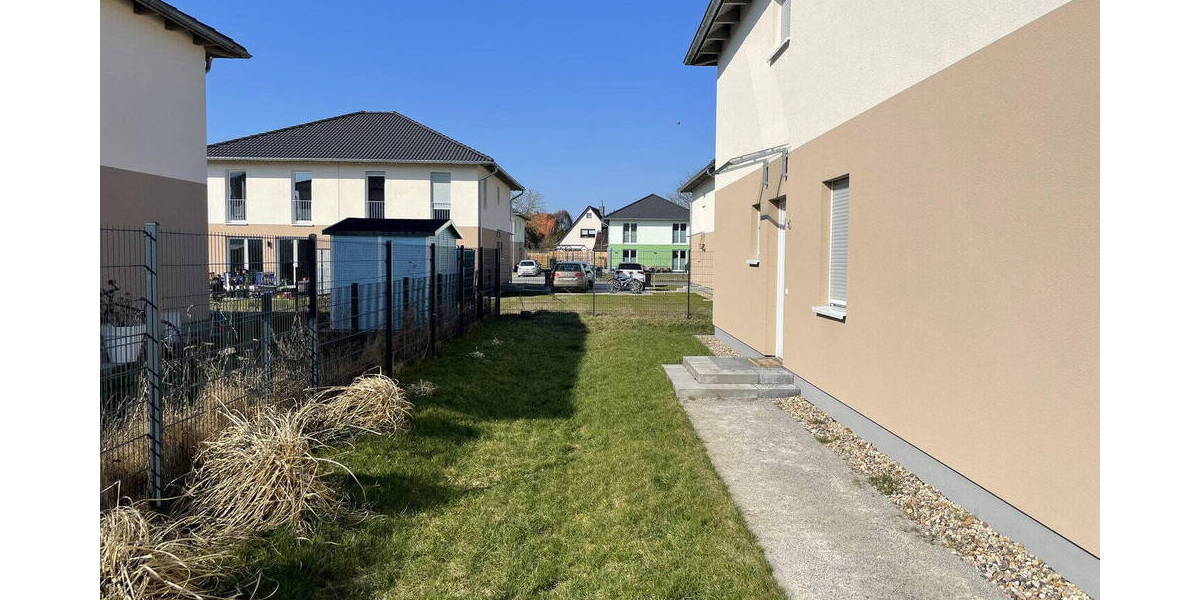 Doppelhaushälfte Schöneiche bei Berlin - 6 Zimmer, 140 m&sup2;, 2.300&euro; | Angebot:25910518