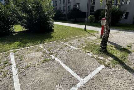 Garagen / Stellplätze Berlin Reinickendorf - 20&euro; | Angebot:26318210