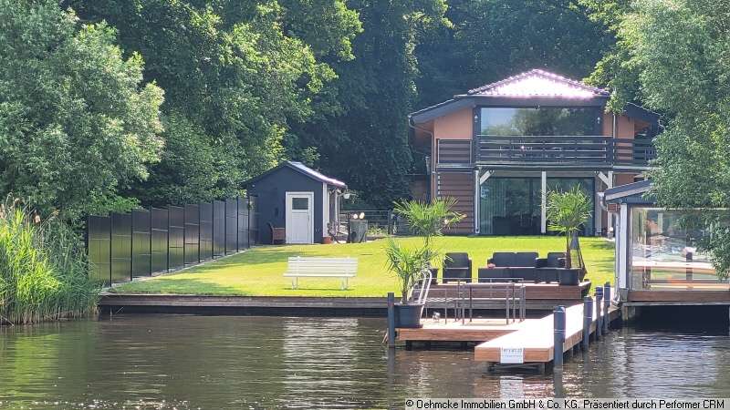 Einfamilienhaus Berlin Treptow-Köpenick - 8 Zimmer, 300 m&sup2;, 1.750.000&euro; | Angebot:24147336