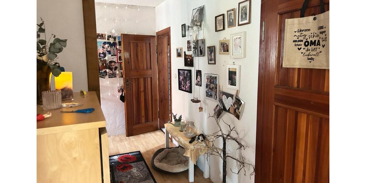 Reihenhaus - 5 Zimmer, 175 m&sup2;, 180.000&euro; | Angebot:27271622