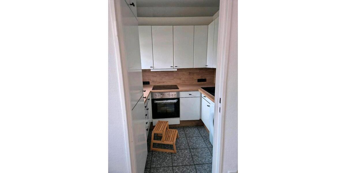 Erdgeschoßwohnung Berlin Charlottenburg-Wilmersdorf - 1 Zimmer, 32 m&sup2;, 750&euro; | Angebot:25968258