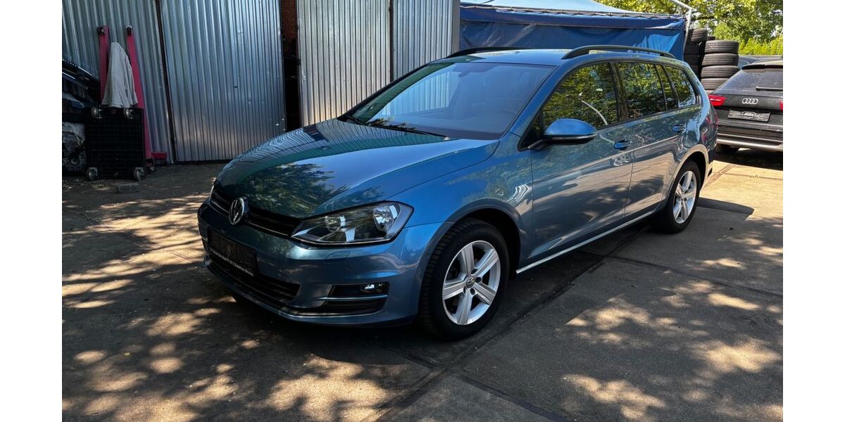 VW Golf 166.900 km 8.250 &euro; Berlin 13585
