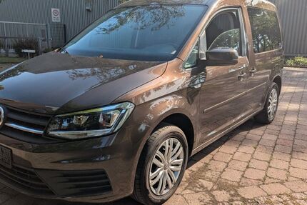 VW Caddy 89.600 km 14.999 &euro; Berlin 13435