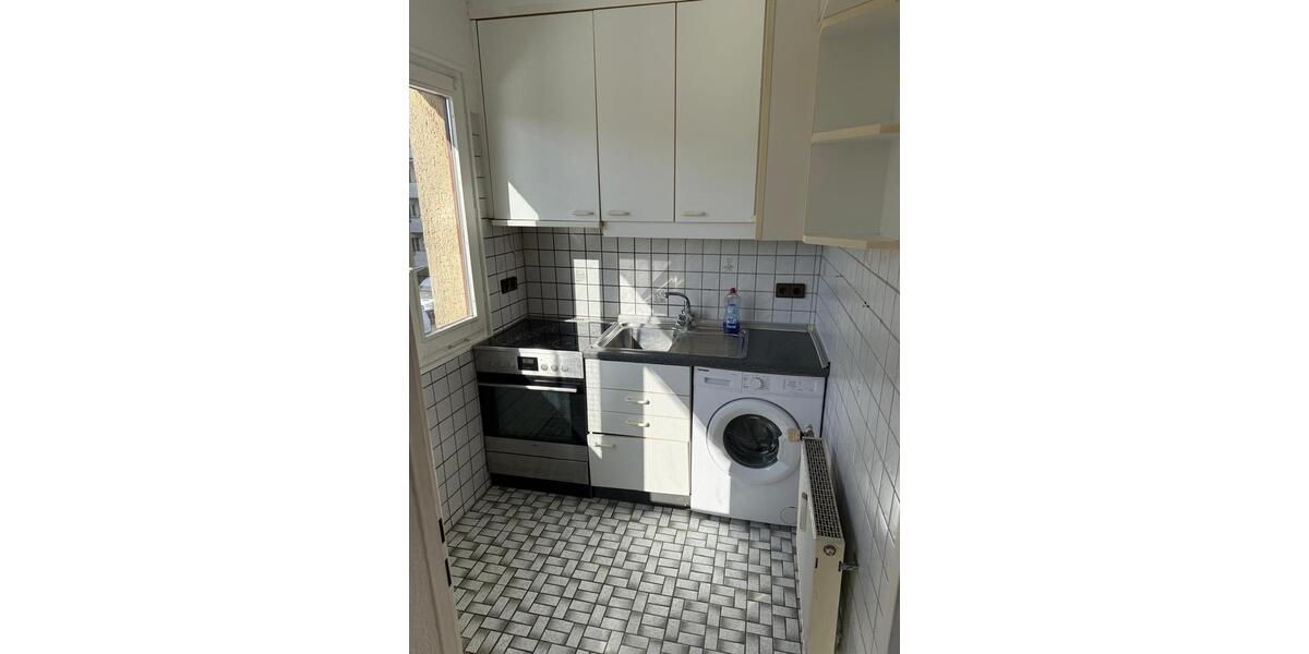 Etagenwohnung Berlin Tempelhof-Schöneberg - 1 Zimmer, 25 m&sup2;, 800&euro; | Angebot:26237481