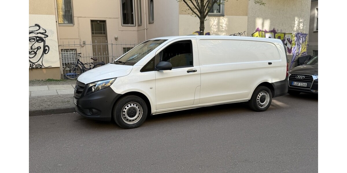 Mercedes-Benz Vito W447 33.500 km 21.900 &euro; Berlin 10178