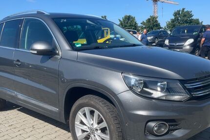 VW Tiguan 137.954 km 9.999 &euro; Mittenwalde 15749