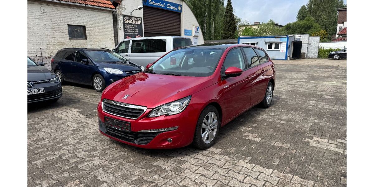 Peugeot 308 167.000 km 6.400 &euro; Berlin 12357