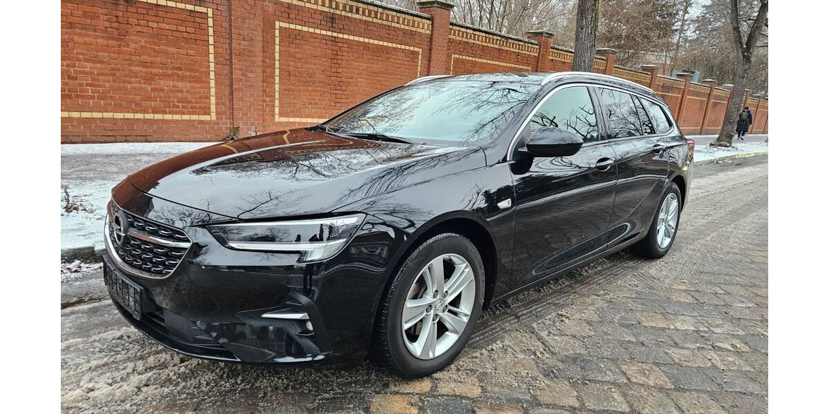 Opel Insignia 154.392 km 12.900 &euro; Berlin 12099