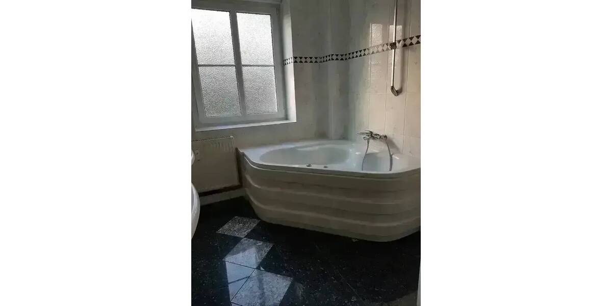 Etagenwohnung Berlin Heiligensee - 4 Zimmer, 140 m&sup2;, 1.850&euro; | Angebot:25732234