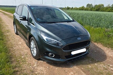 Ford S-Max 113.244 km 18.650 &euro; Bernau 16321