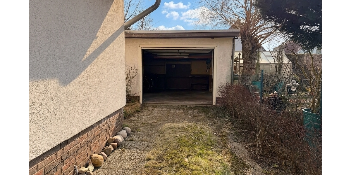 Südausrichtung in ruhiger zweiter Reihe - renovierungsbedürftiges Einfamilienhaus in Rudow - Einfamilienhaus Berlin Rudow | Angebot:25599011