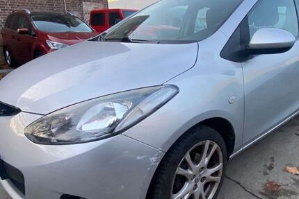 Mazda 2 99.000 km 4.490 &euro; Berlin-Lichtenberg 10365