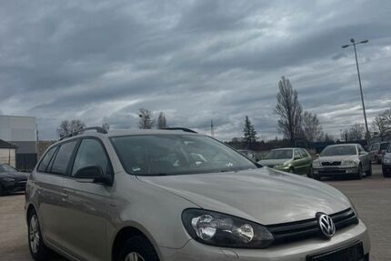 VW Golf 192.914 km 3.490 &euro; Velten 16727