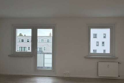 Wohnung Berlin Hellersdorf - 3 Zimmer, 68 m&sup2;, 849&euro; | Angebot:27713731