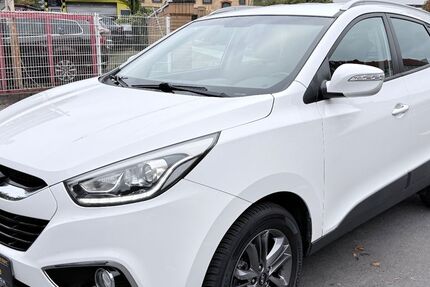 Hyundai ix35 71.812 km 13.980 € BERLIN 13409