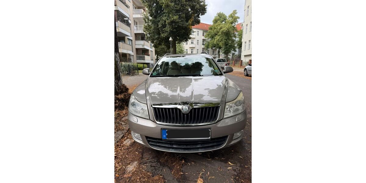 Skoda Octavia 179.000 km 3.100 &euro; Berlin 12103