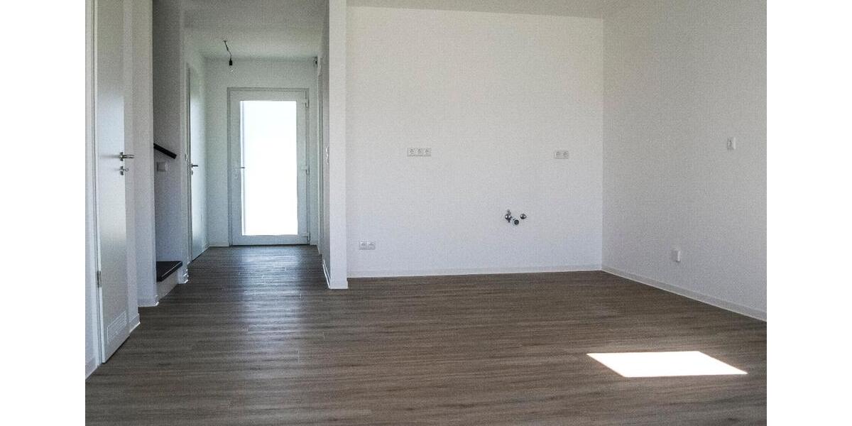 Reihenhaus Neuenhagen bei Berlin - 6 Zimmer, 133 m&sup2;, 2.350&euro; | Angebot:21733710