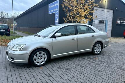 Toyota Avensis 178.800 km 2.999 &euro; Berlin 12681