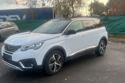 Peugeot 5008 186.000 km 12.100 &euro; Mittenwalde 15749