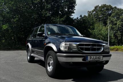 Ford Ranger 140.708 km 11.900 &euro; Potsdam 14476