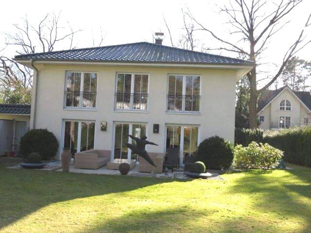 Einfamilienhaus Berlin Zehlendorf - 4 Zimmer, 227 m&sup2;, 2.140.000&euro; | Angebot:26055102