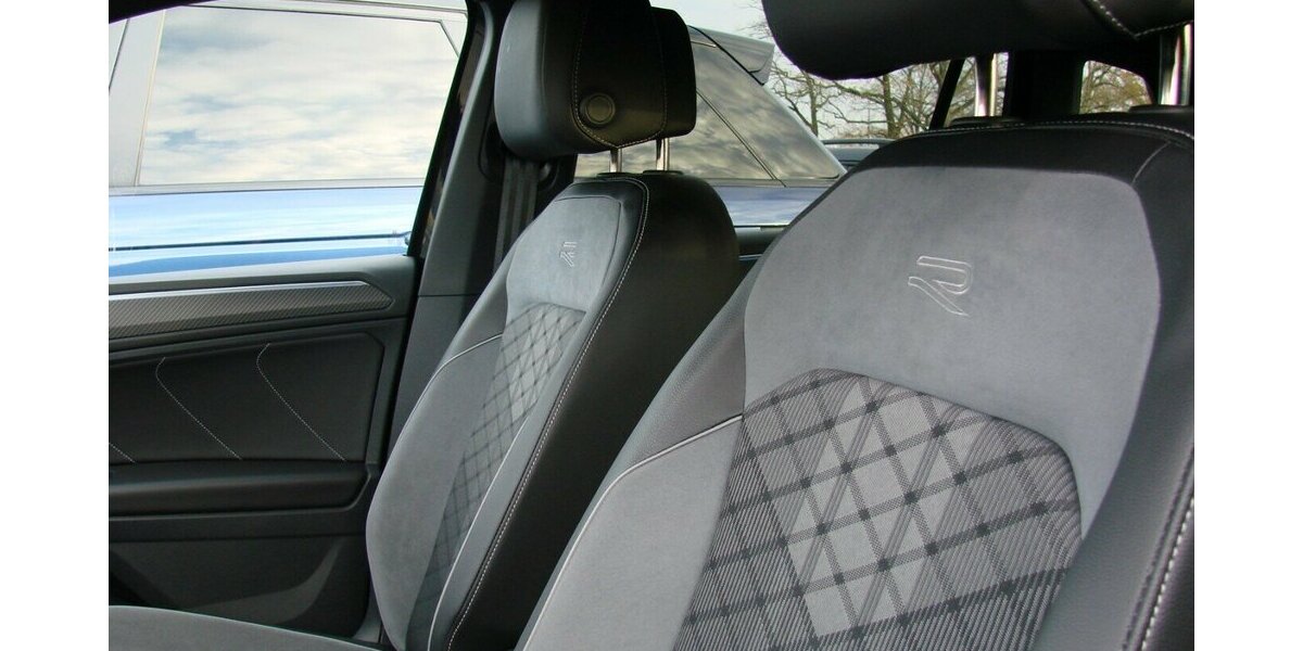 VW Tiguan 2.0TDi R-Line 4M BlackStyle ACC IQ LIGHT 41.763 km 34.980 &euro; Falkensee 14612