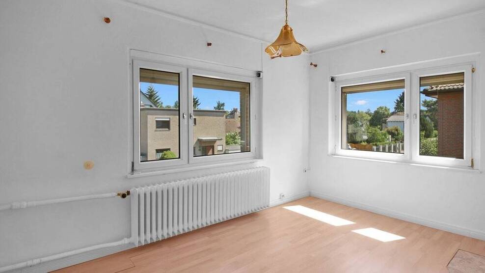 Großzügiges Familienhaus südlich der Heerstraße - geeignet für Mehrgenerationenwohnen