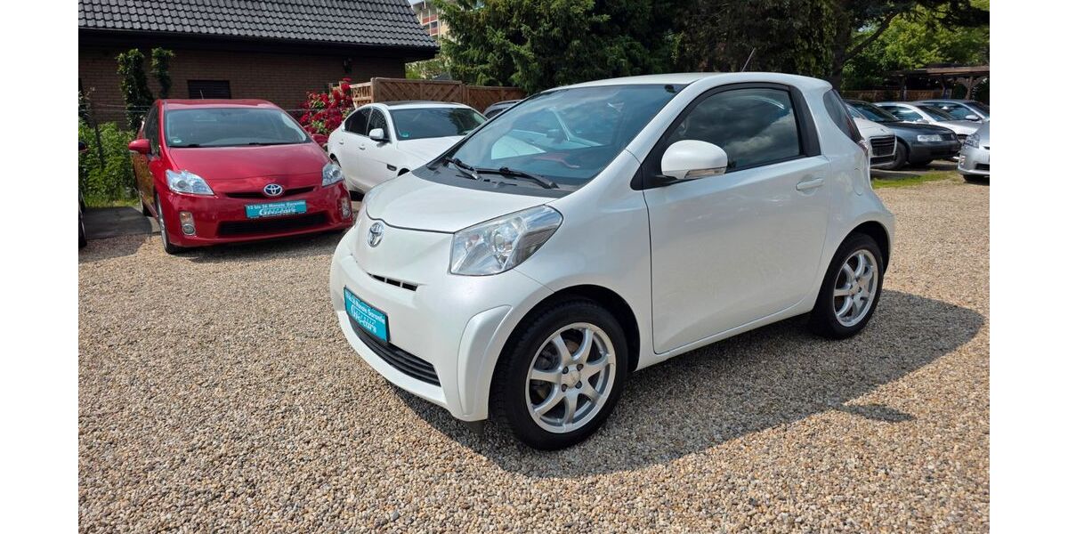 Toyota IQ 60.000 km 10.999 &euro; Berlin 13589