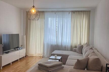 Wohnung Berlin Spandau - 2 Zimmer, 65 m&sup2;, 1.100&euro; | Angebot:24772128