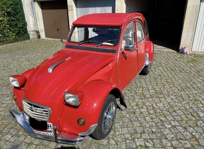 Citroen 2CV 148.237 km 7.000 € Berlin 13407