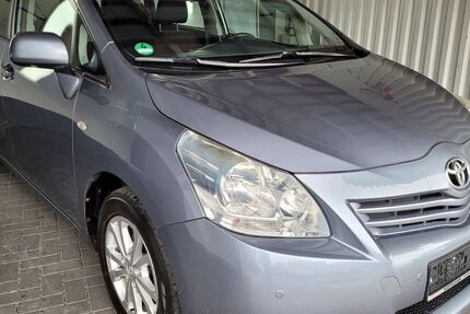 Toyota Verso 120.655 km 9.900 € Berlin 12277