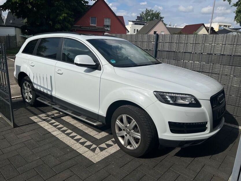 Q7