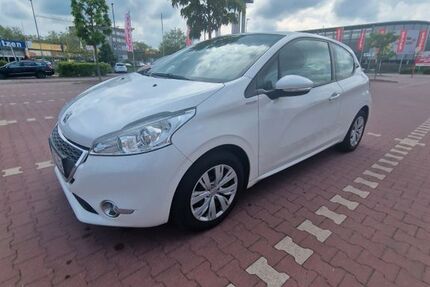 Peugeot 208 89.700 km 3.700 &euro; Dallgow-Döberitz 14624