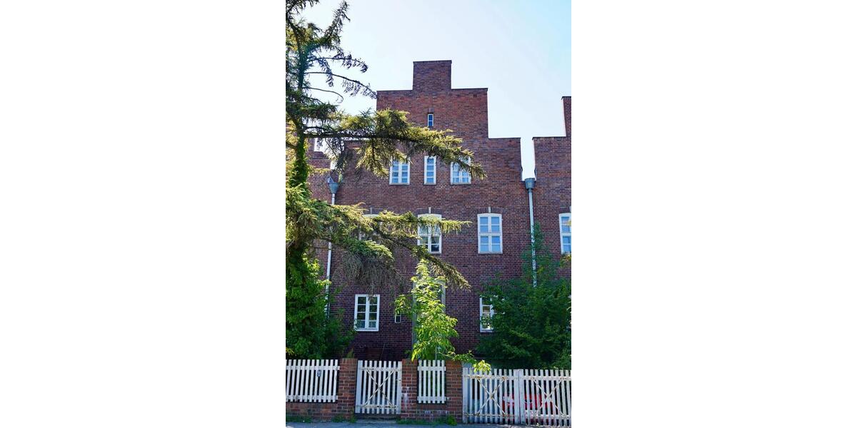 Reihenhaus Berlin Steglitz-Zehlendorf - 8 Zimmer, 190 m&sup2;, 1.500.000&euro; | Angebot:27023004