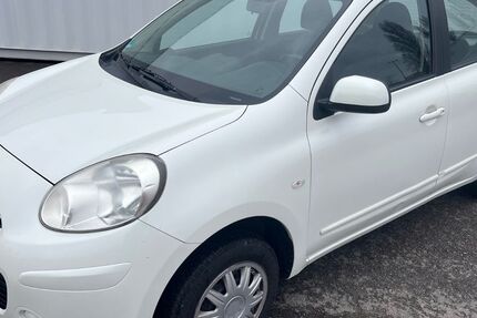 Nissan Micra 276.000 km 2.100 &euro; Berlin 12057