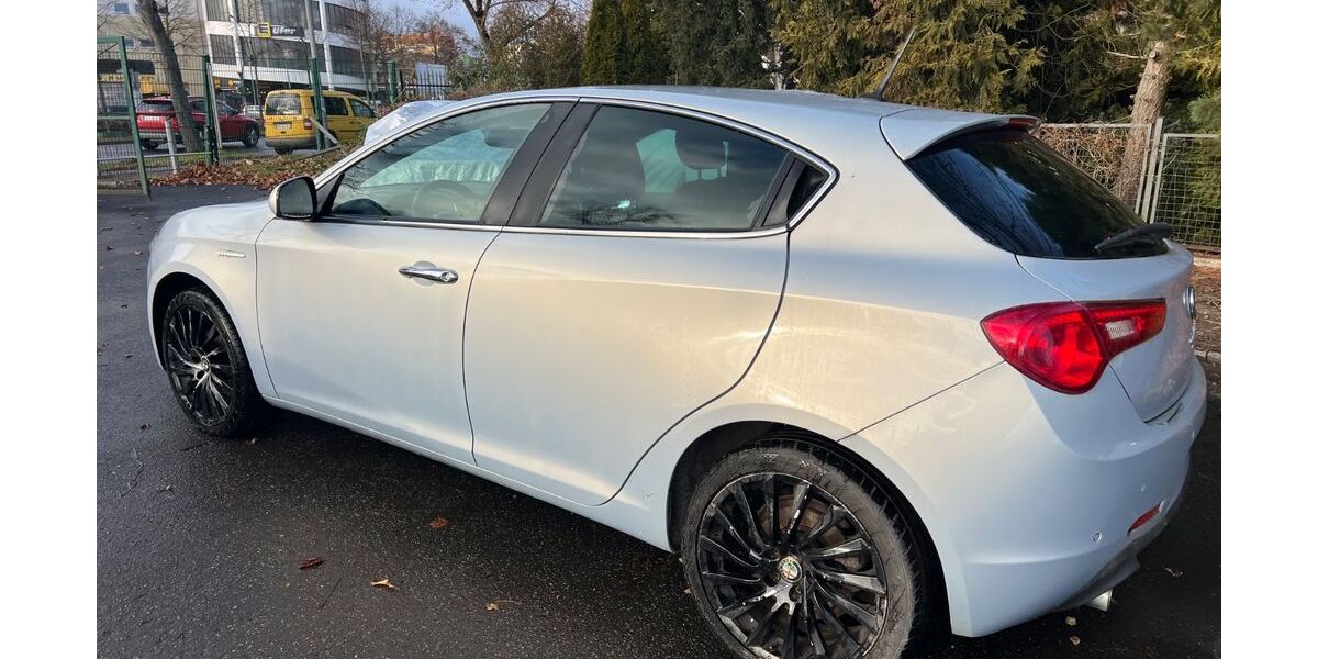 Alfa Romeo Giulietta 165.200 km 5.500 &euro; Berlin 12309